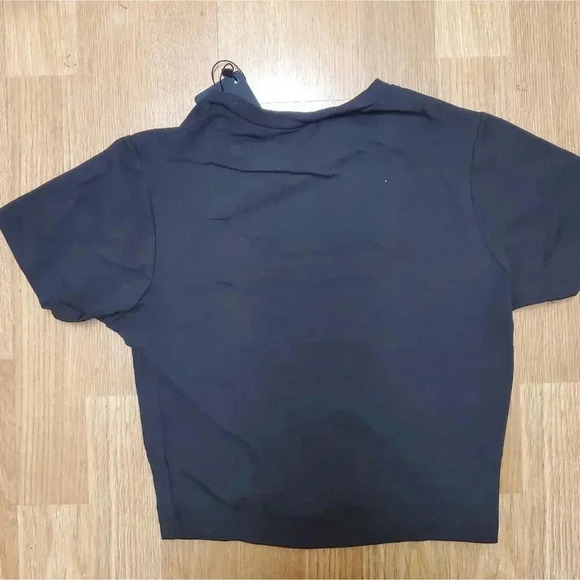 Alphalete Black Crop Top Gold Logo on Front Size XXS - Picture 3 of 4